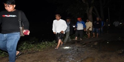 Bupati Saipul Tinjau Bebebrapa Desa di Popayato Dilanda Banjir