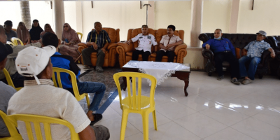 Pertemuan Ratusan Penambang dengan Bupati Pohuwato Bahas Ganti Rugi Kaplingan di Desa Hulawa