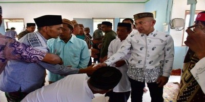 Solat Jumat di Taluditi, Bupati Pohuwato Ajak Warga Puncak Jaya Menjaga Kesatuan dan Kerjasama