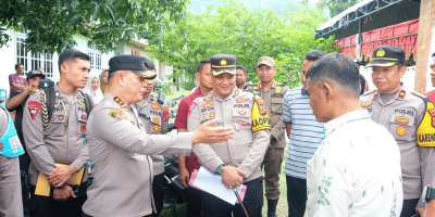 Kapolda Sulteng dan Gubernur Tinjau Pemungutan Suara di Palu, Sigi, dan Donggala